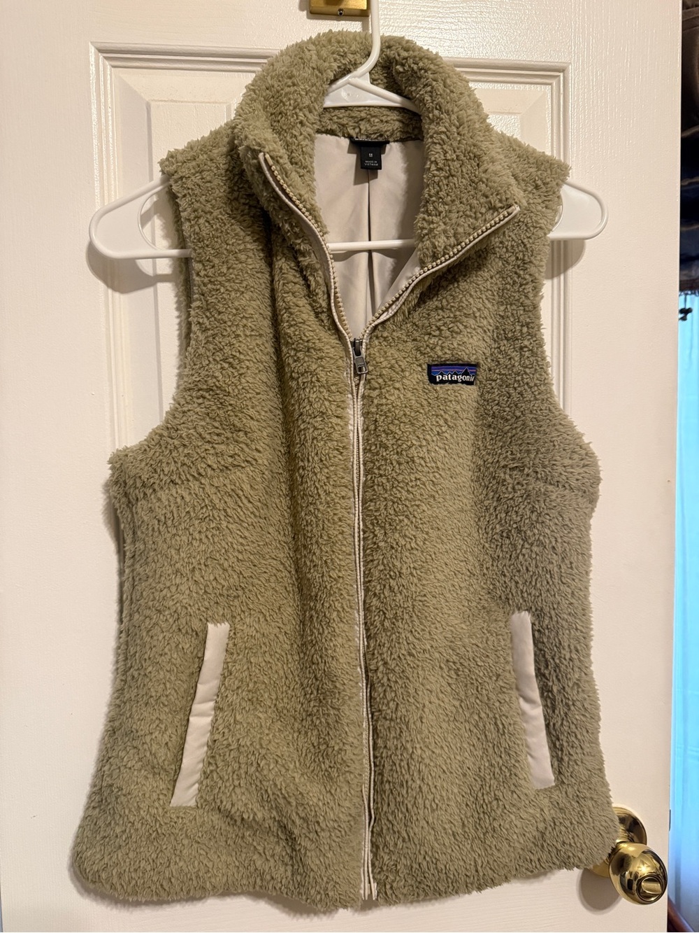 Patagonia beige Teddy Fleece Vest
